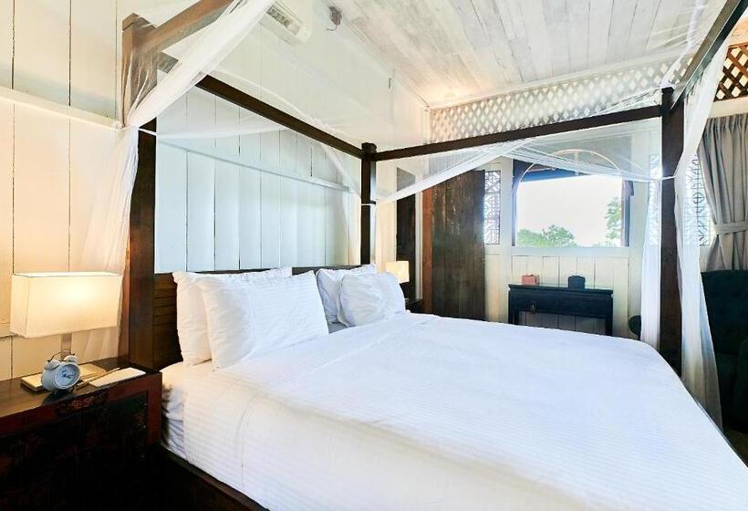 2 Bedroom Suite Pool View, Temple Tree Resort