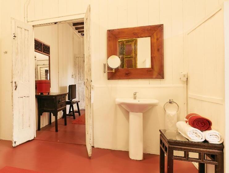 Люкс, Temple Tree Resort