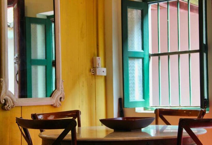 침실 2개 스위트, Temple Tree Resort