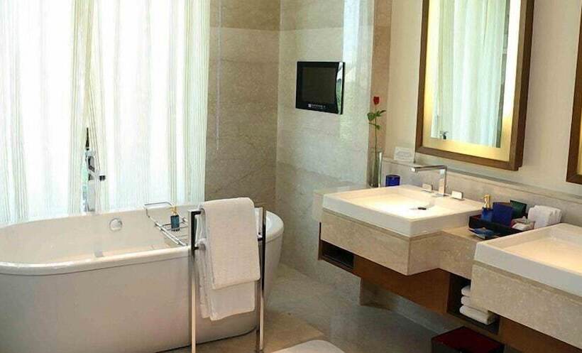 اتاق لوکس, The Oberoi  Gurgaon