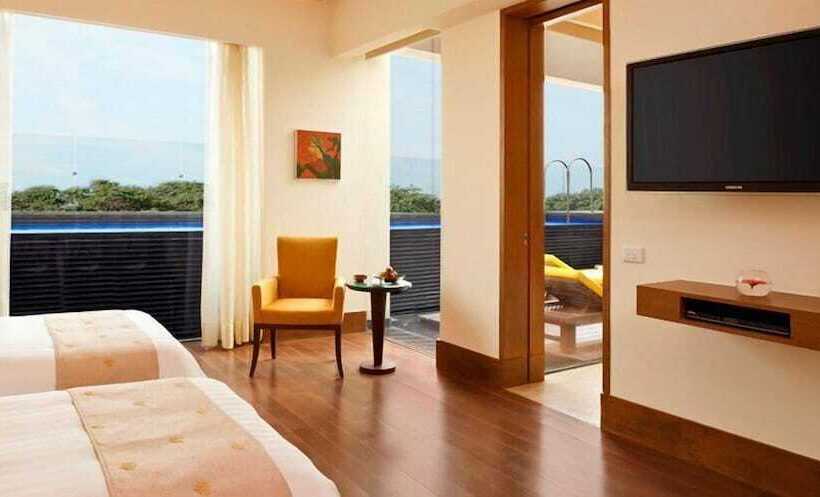 سوییت لوکس, The Oberoi  Gurgaon