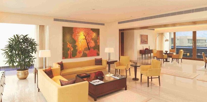 سوئیت پریمیوم, The Oberoi  Gurgaon