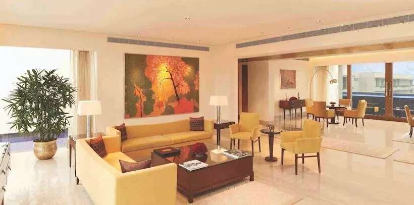 プレミアムスイート, The Oberoi  Gurgaon