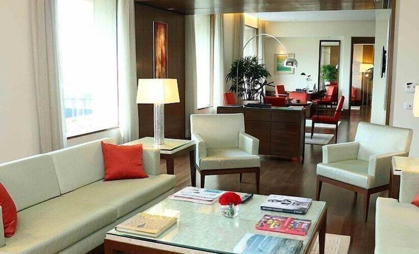 سوییت لوکس, The Oberoi  Gurgaon