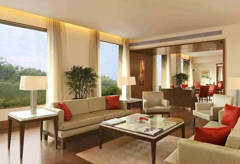 デラックススイート, The Oberoi  Gurgaon