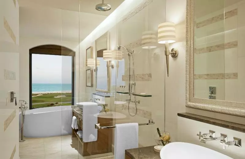 ガーデンビュースーペリアールーム, The St. Regis Saadiyat Island Resort, Abu Dhabi