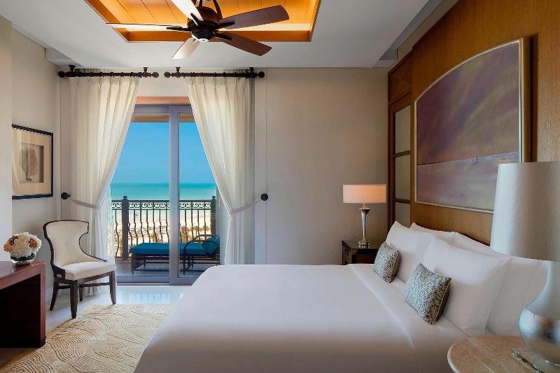 Люкс Кровать Кинг, The St. Regis Saadiyat Island Resort, Abu Dhabi
