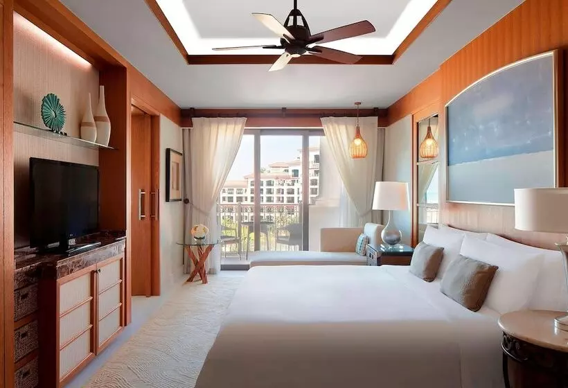 ガーデンビュースーペリアールーム, The St. Regis Saadiyat Island Resort, Abu Dhabi