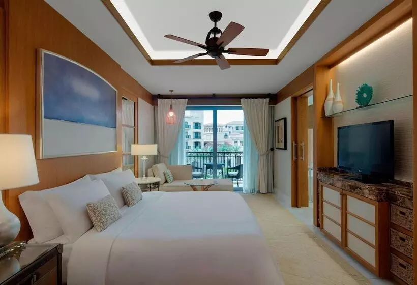 ガーデンビュースーペリアールーム, The St. Regis Saadiyat Island Resort, Abu Dhabi