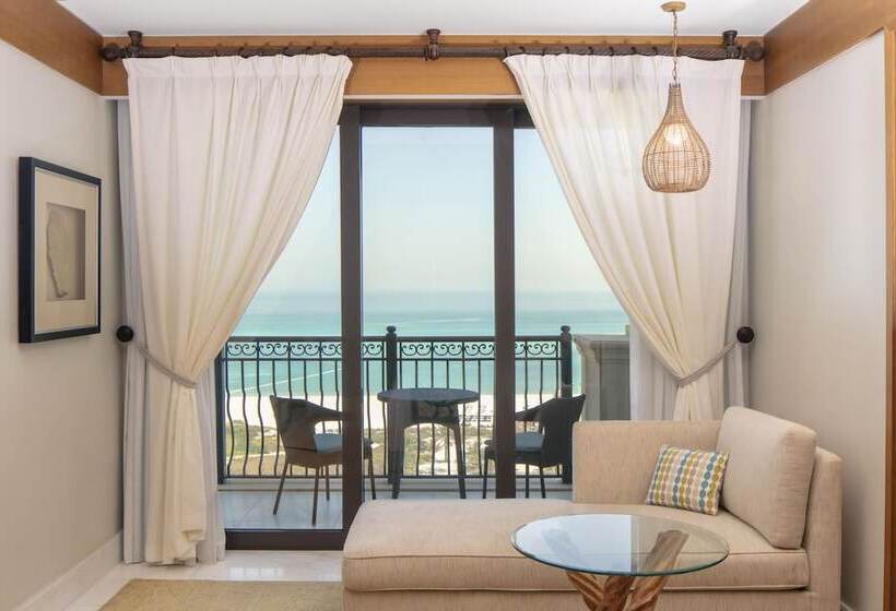 جناح مطلّ علي البحر, The St. Regis Saadiyat Island Resort, Abu Dhabi