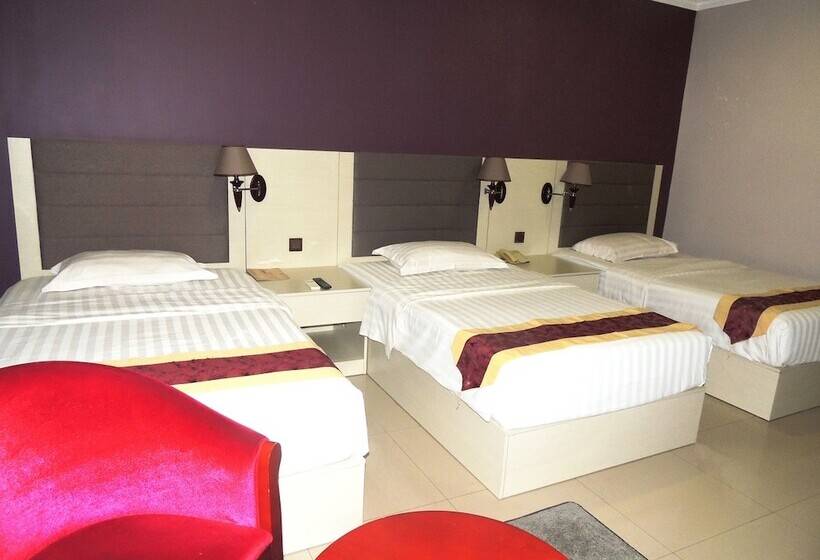 חדר דלוקס לשלושה, Tilko Jaffna City