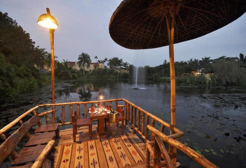 سوئیت پرزیدنت, Vedic Village Spa Resort Kolkata