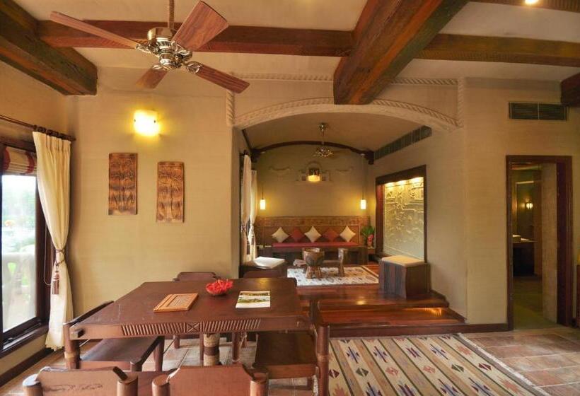 总统套房, Vedic Village Spa Resort Kolkata