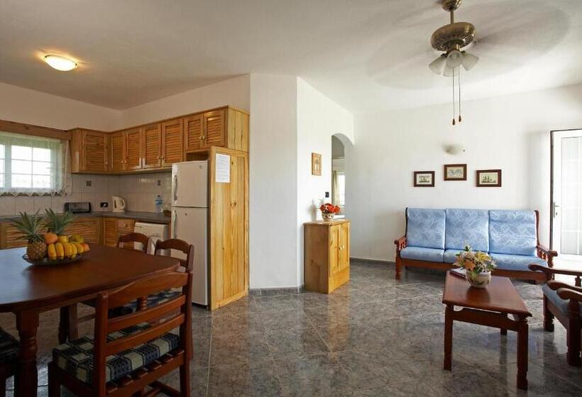 آپارتمان 1 خوابه با چشمانداز استخر, Residence Capri