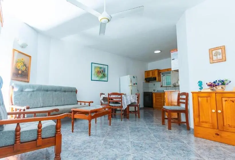 آپارتمان 1 خوابه همکف, Residence Capri