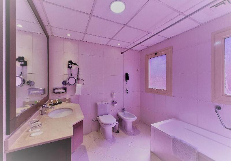 اتاق کلاسیک, Al Hamra Village