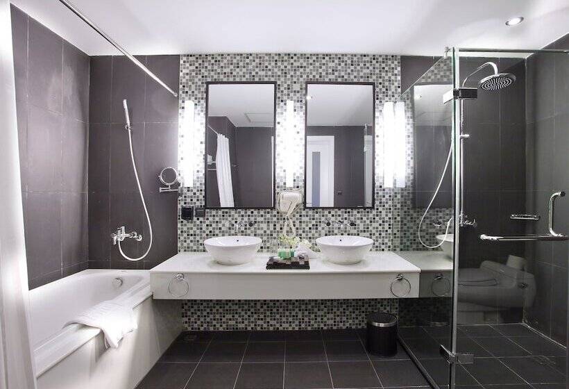 غرفة بريميوم, Royal Lotus Hotel Halong