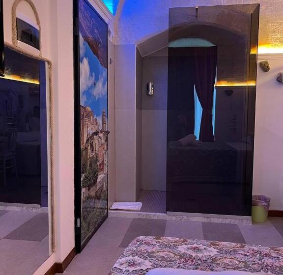 חדר סטנדרט, The Bridge Suites