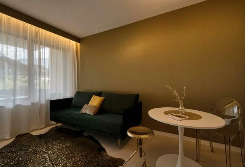 Sviitti, Goldfinger + Suites