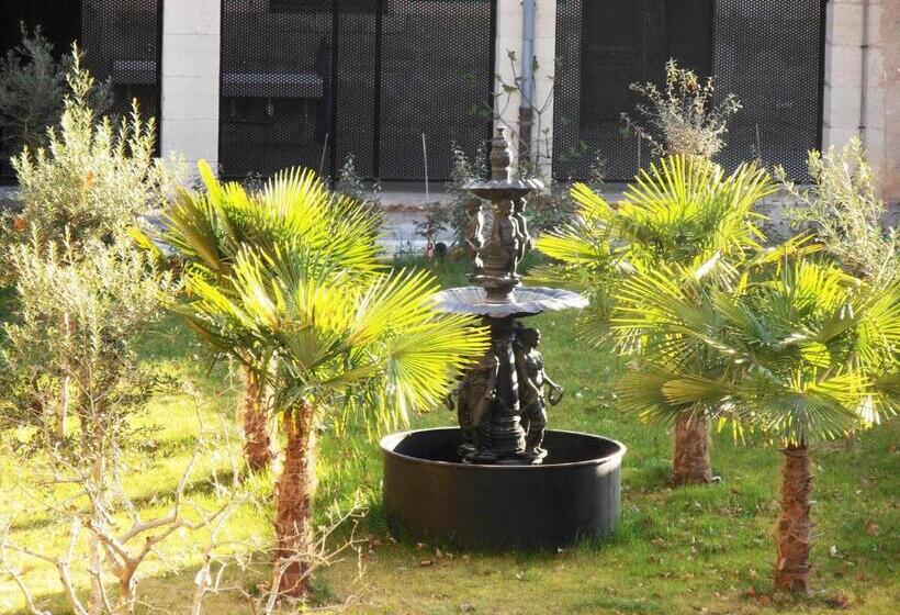 غرفة قياسية مطلّة علي الحديقة, Des Oliviers