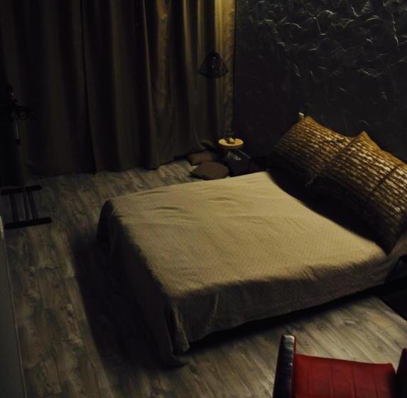 اتاق استاندارد با چشمانداز دریاچه, Central Place With Lake View