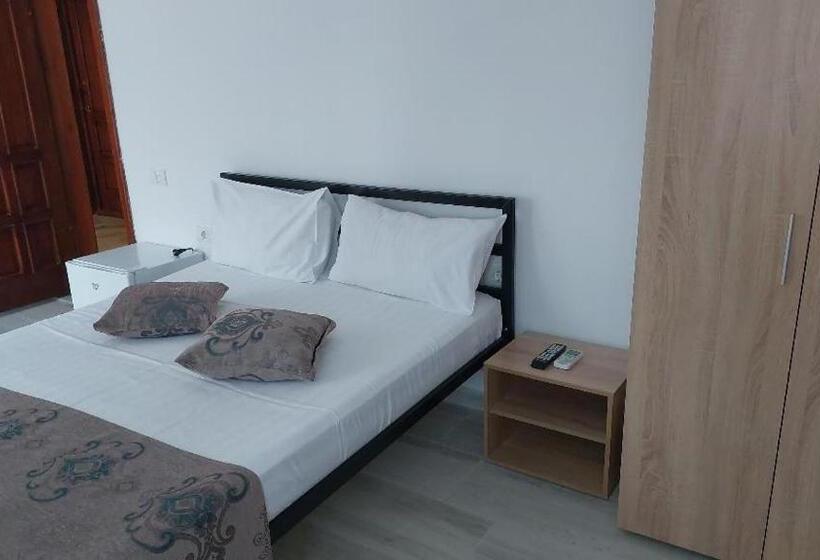 חדר סטנדרט עם מרפסת, Ionela