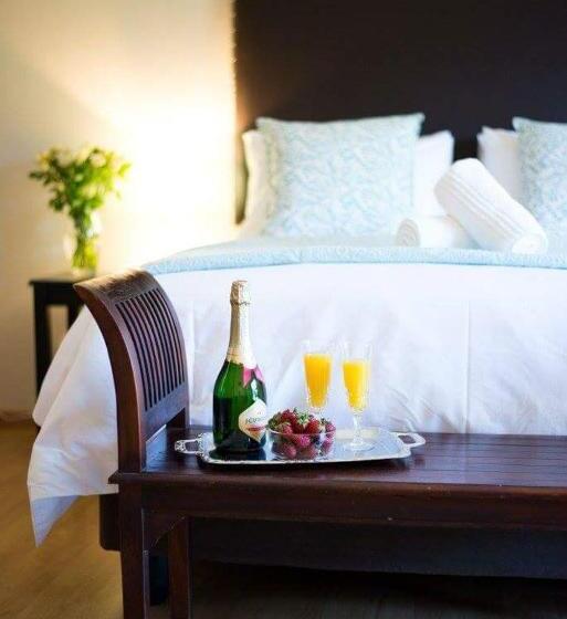 חדר משפחתי דלוקס, The Graaff Reinet Suites