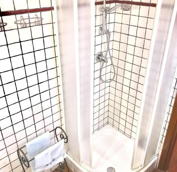 اتاق استاندارد سه نفره, B&b La Vela 2