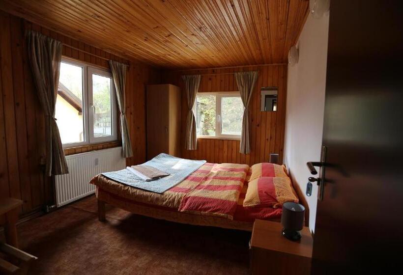 침실 1개 주택, Silver Tree