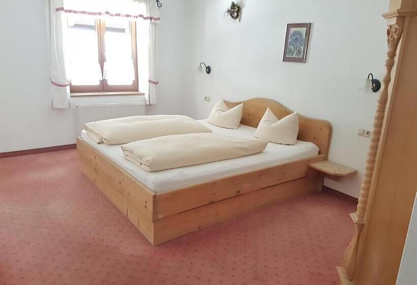 Номер Стандарт, Gasthof Schützenwirt