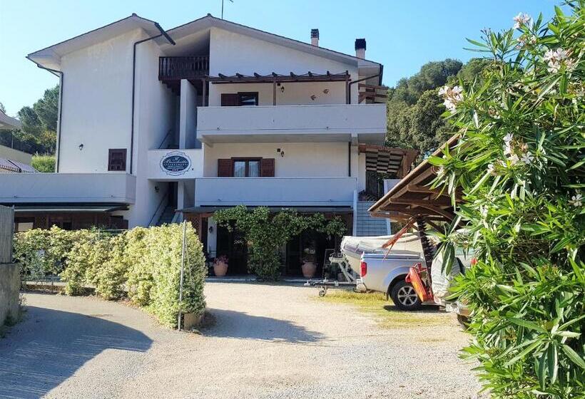 2间卧室的房子, Il Boschetto