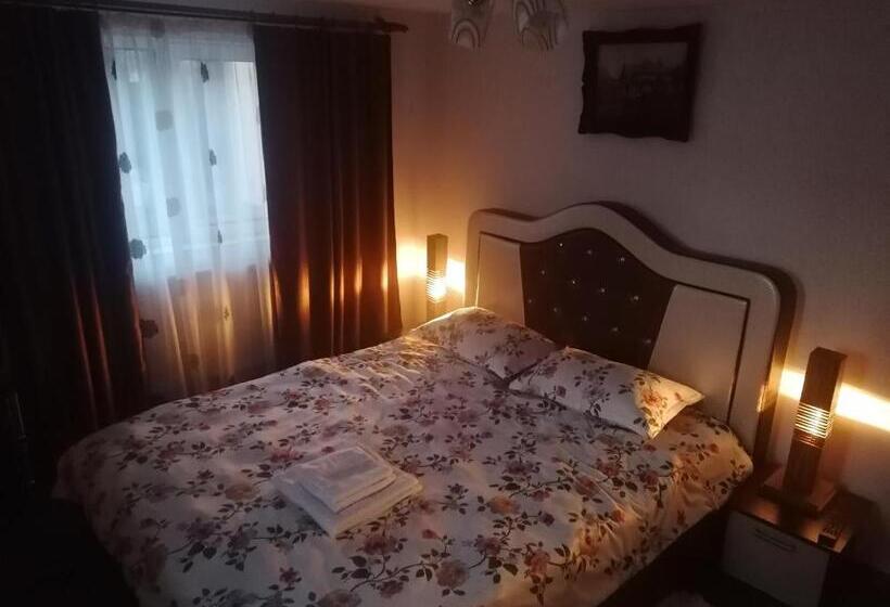 스탠다드 룸 킹사이즈 침대, Vila Perla Govorei