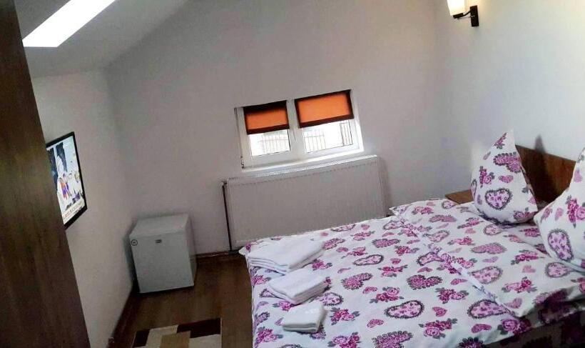 Номер Deluxe Кровать Кинг, Vila Perla Govorei