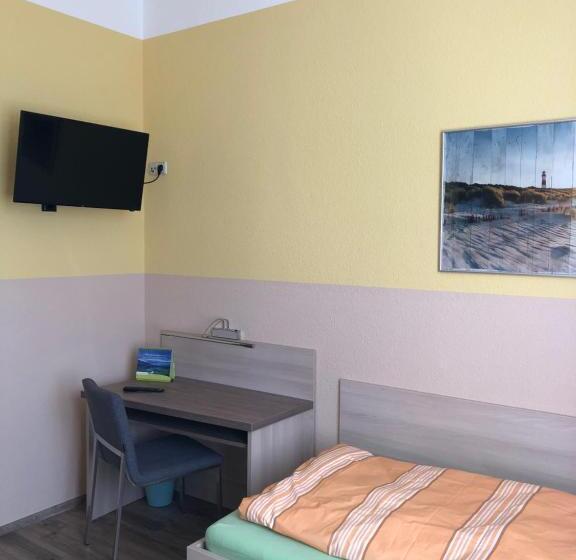 スタンダードシングルルーム, Zum Postamt