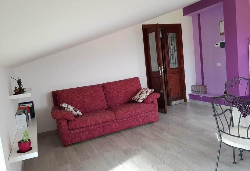 غرفة قياسية رباعية, B&b Books & Bikes