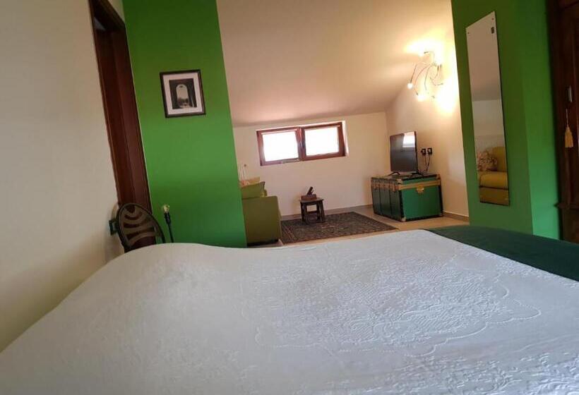 غرفة قياسية رباعية, B&b Books & Bikes