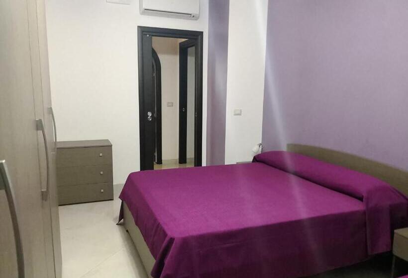 Camera Tripla Standard Bagno Esterno, B&b La Casa Di Giorgia Di Pellicano  Francesca