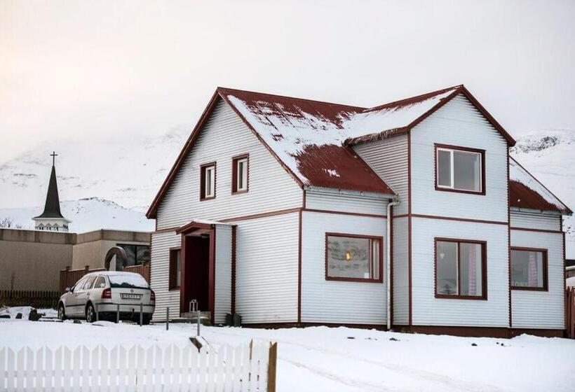 اتاق استاندارد سه تخته با سرویس بهداشتی مشترک, Guesthouse 43