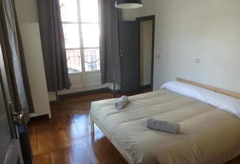 اتاق استاندارد با سرویس بهداشتی مشترک, Hostal Del Arquitecto