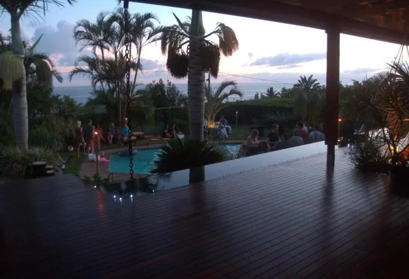 デラックススイート, Jakita S Guest House