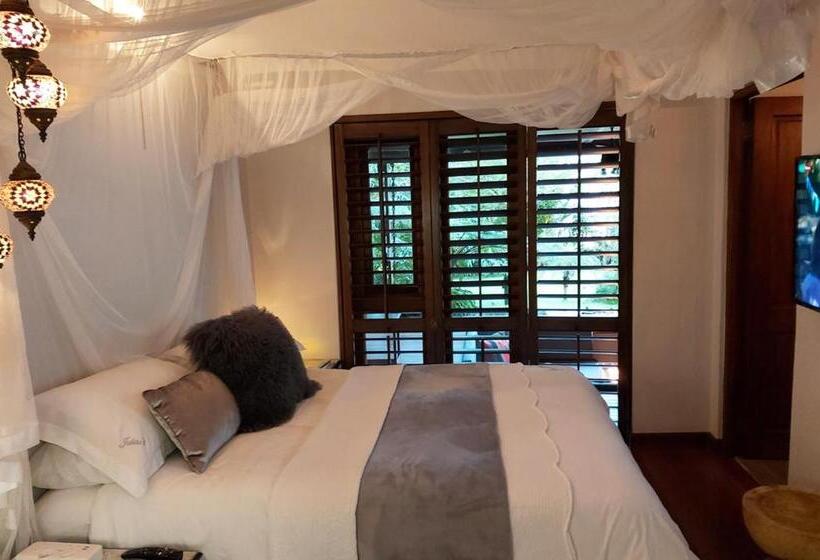 Люкс Повышенной Комфортности, Jakita S Guest House