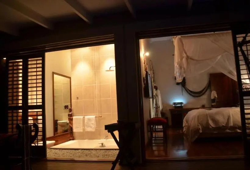 オーシャンビュースイート, Jakita S Guest House