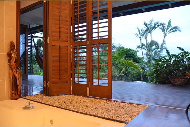 سوییت با چشم‌انداز دریا, Jakita S Guest House