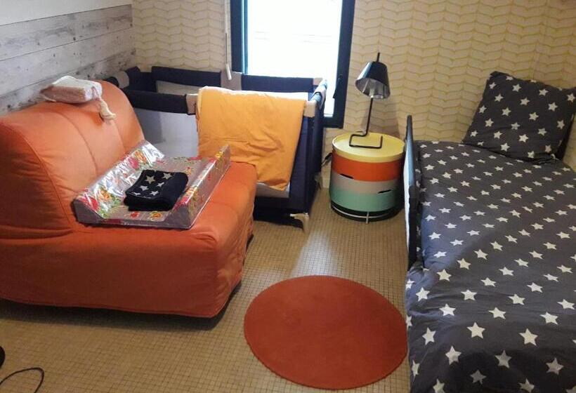 شقة غرفة واحدة مطلة على البحر, Appartement Roc H Avel   Front De Mer, Vue Sur Mer Et Jardin Ensoleillé Sans Vis à Vis