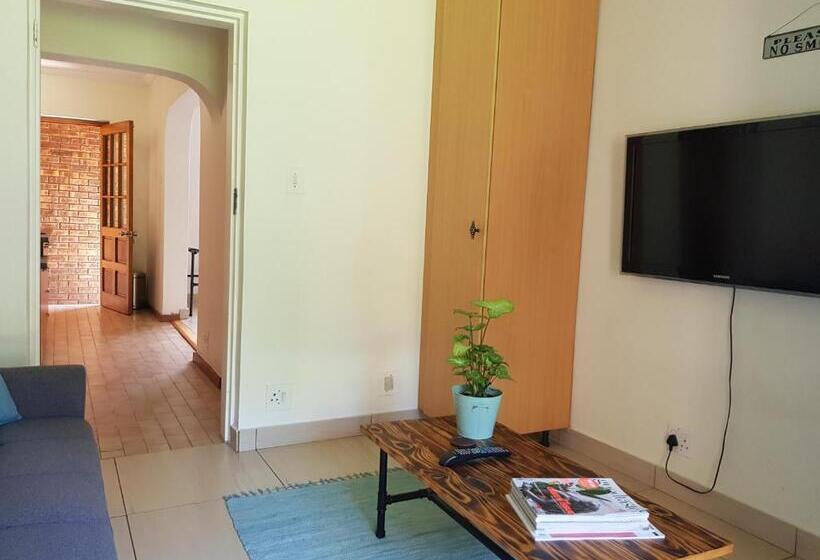 Suite, Kington Guest Suite