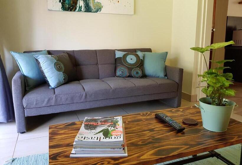 Suite, Kington Guest Suite