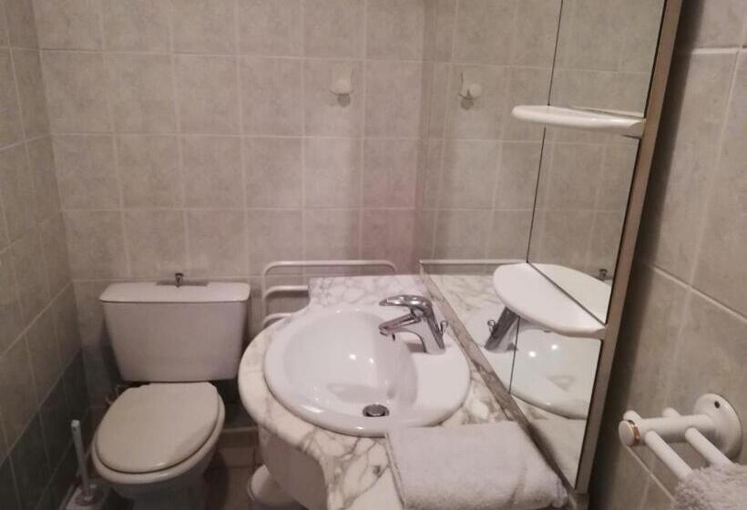 آپارتمان 1 خوابه با بالکن, B&b Et Apartments Moulin Du Martinet