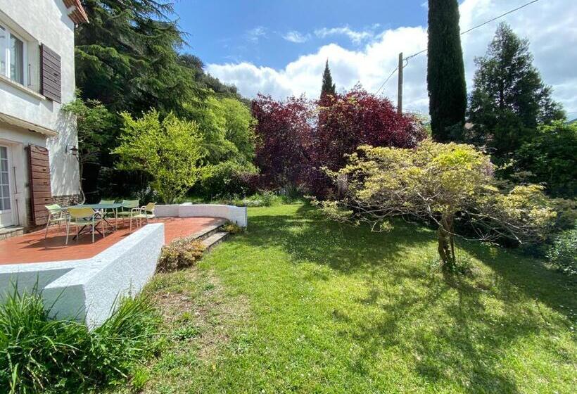 جناح عائلي, Villa Riviera Chambres Privées