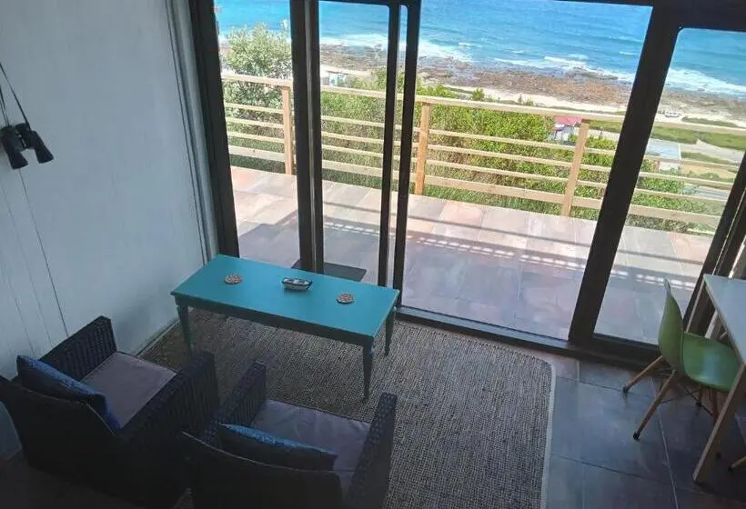 オーシャンビューデラックスルーム, Captain Sunshine Guest House