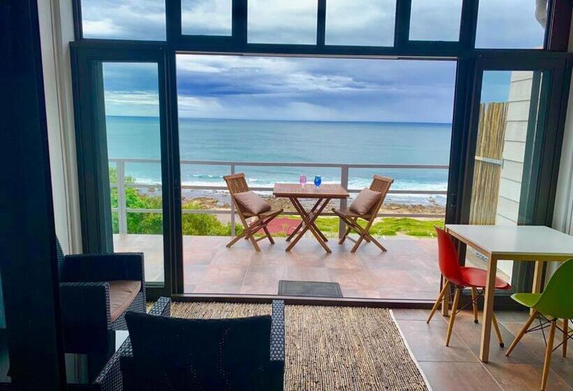 غرفة ديلوكس مطلّة علي البحر, Captain Sunshine Guest House